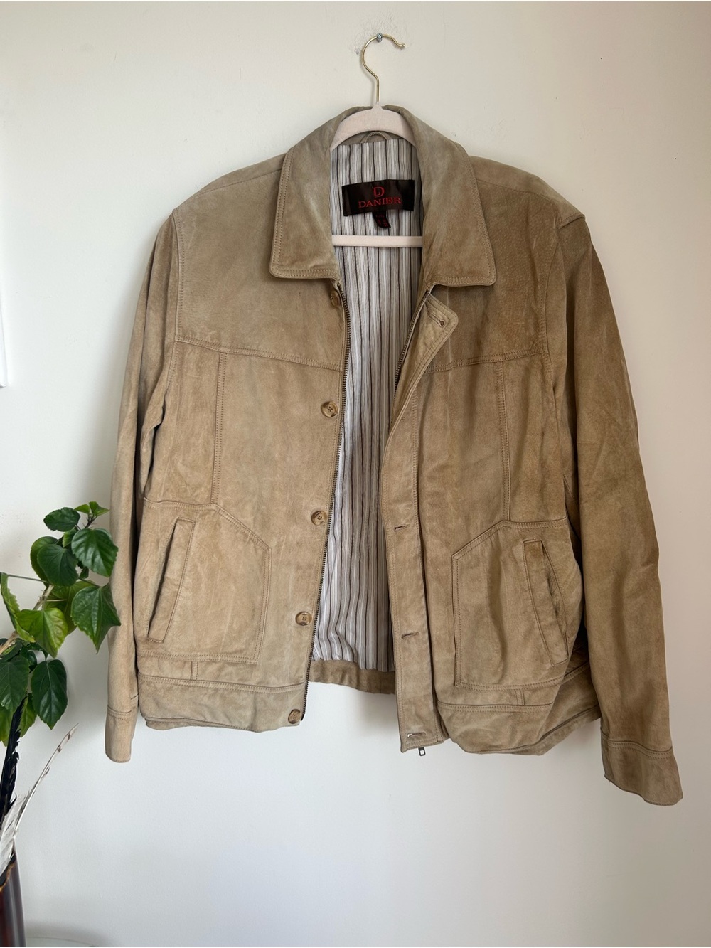 Danier Men's Suede Shirt Jacket in Light Tan